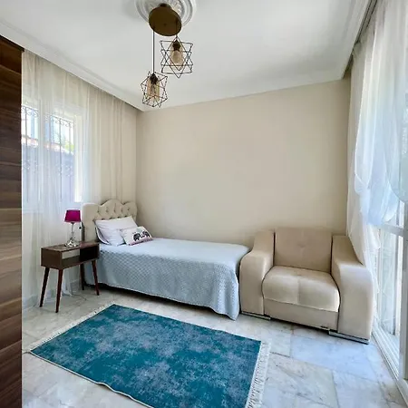 Villa Alacati Renovated With Large Pool *